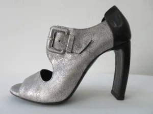 20S04 -Vic Matie Buckled Silver Shoe