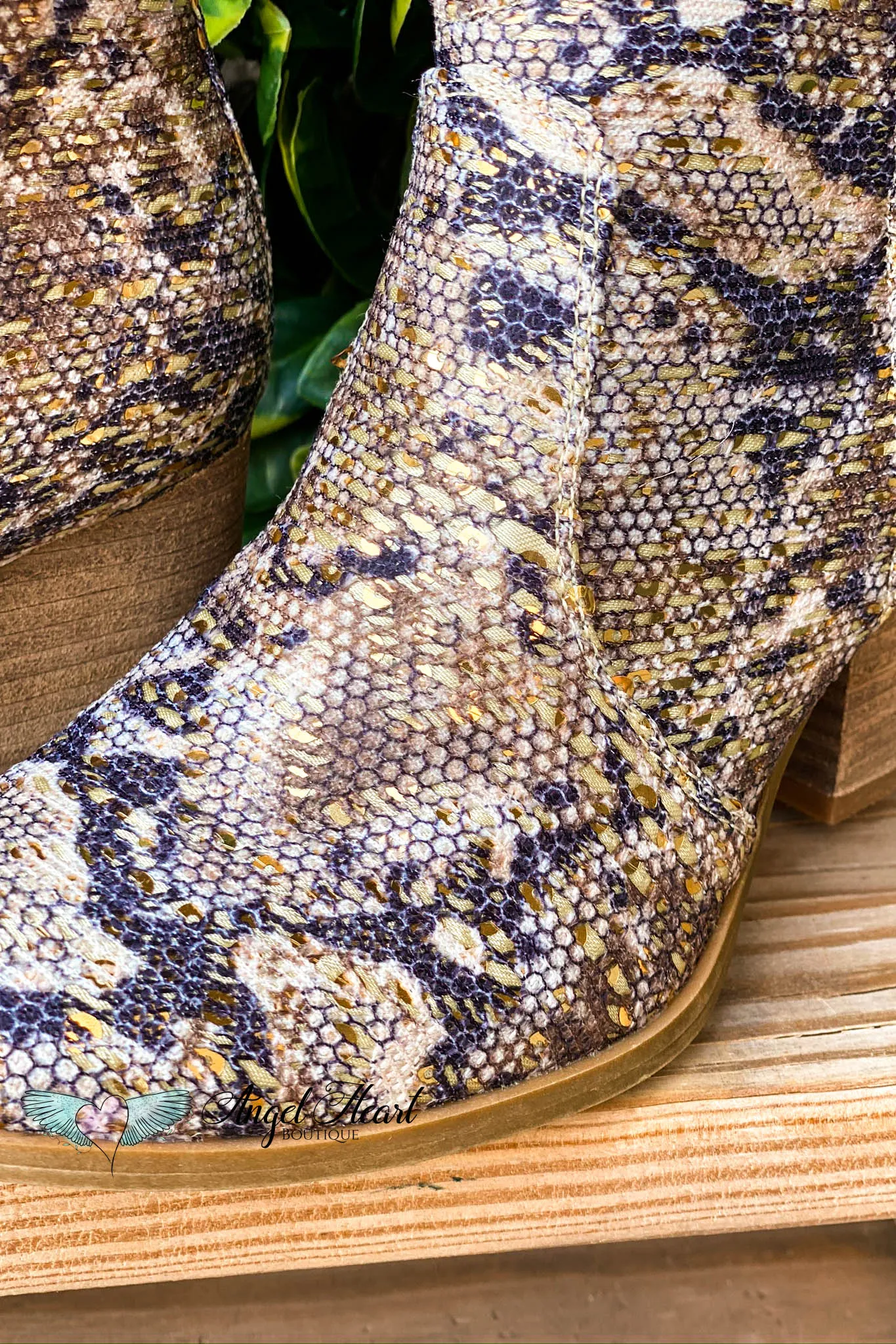 A Kiss Walking Booties - Gold - SALE (SIZE 8 & 8.5)