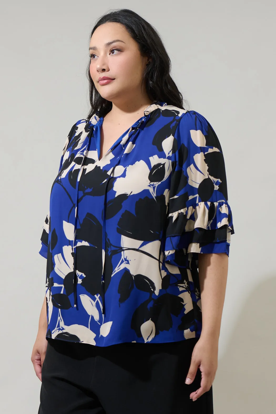 Anthem Floral Break Room Split Neck Ruffle Blouse Curve