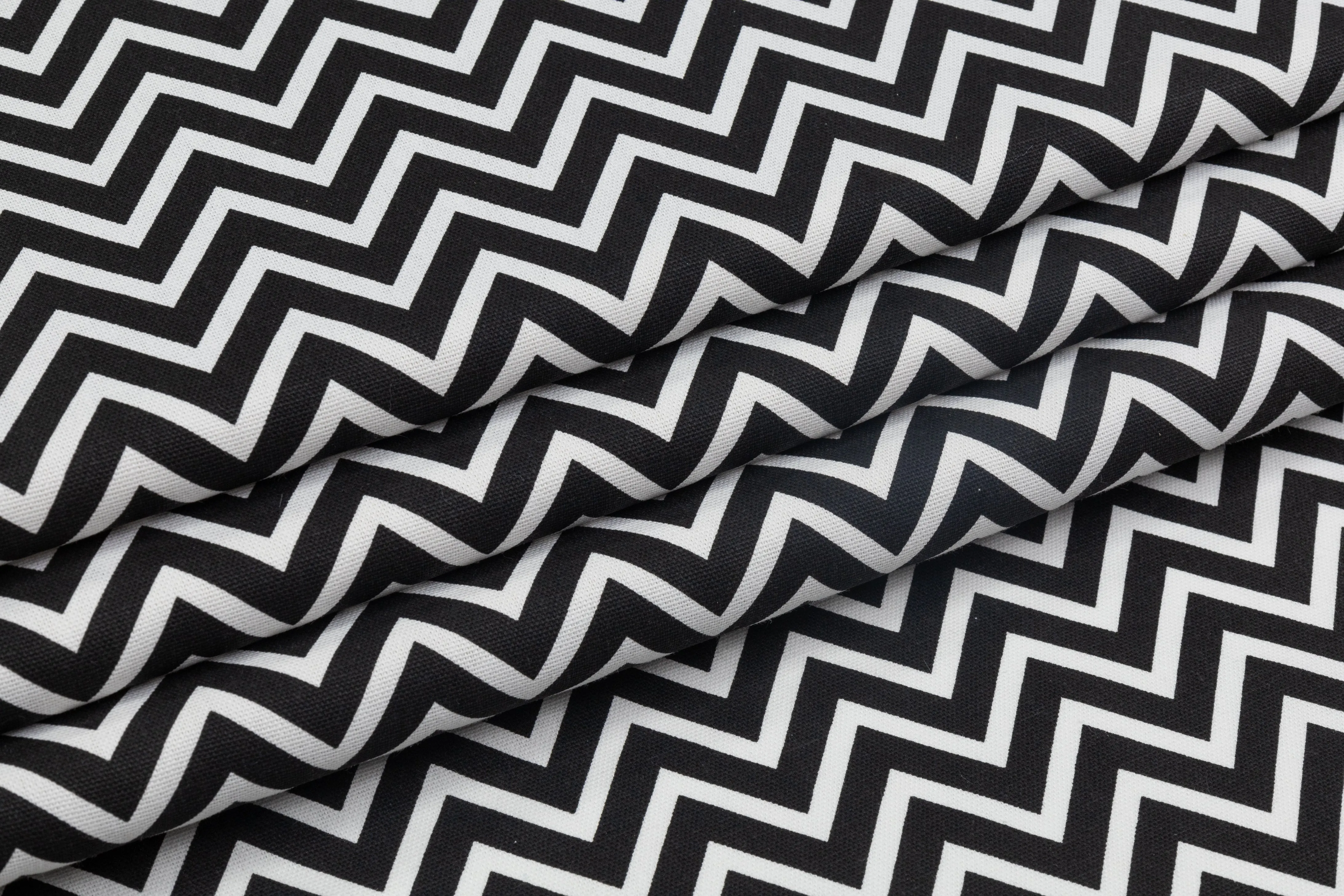 Chevron Printed Cotton Canvas - Black / White