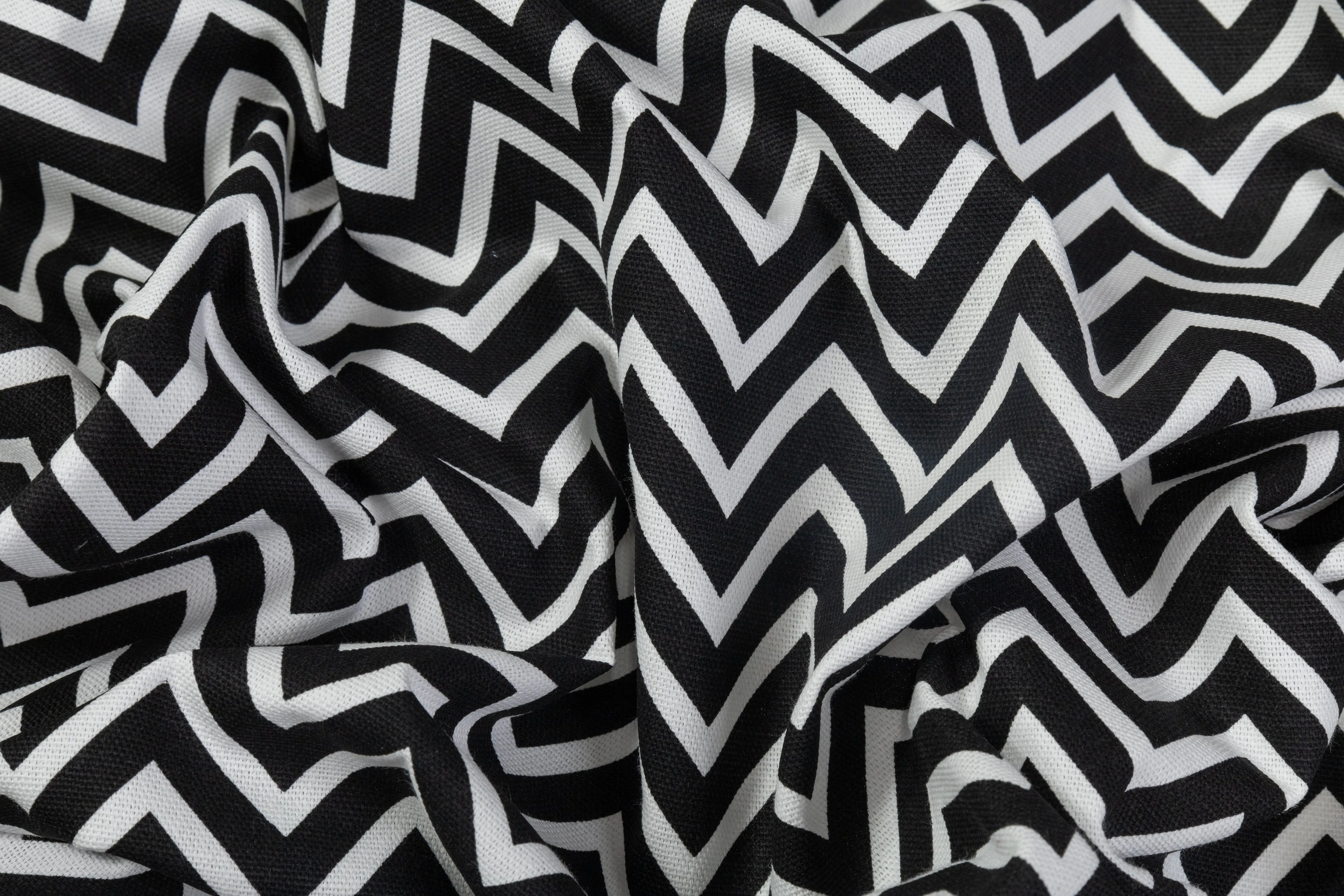 Chevron Printed Cotton Canvas - Black / White