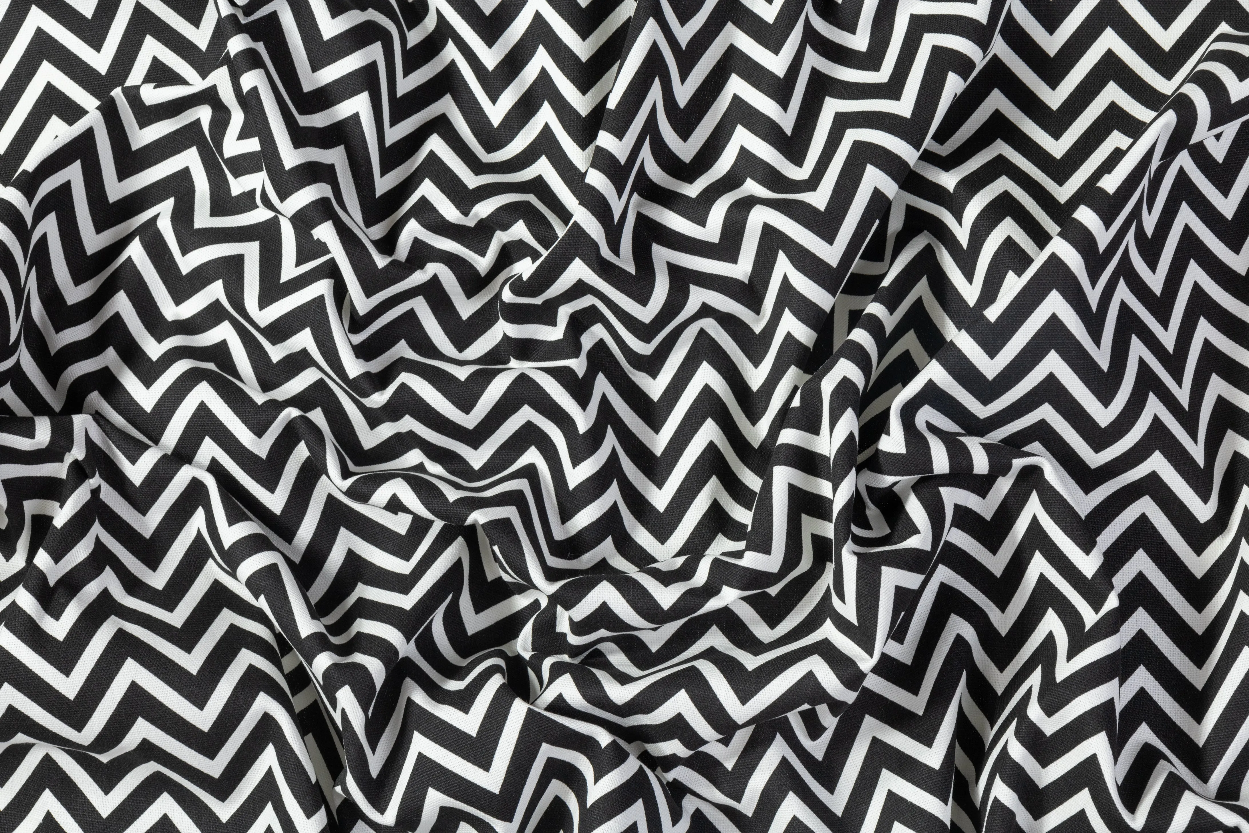 Chevron Printed Cotton Canvas - Black / White