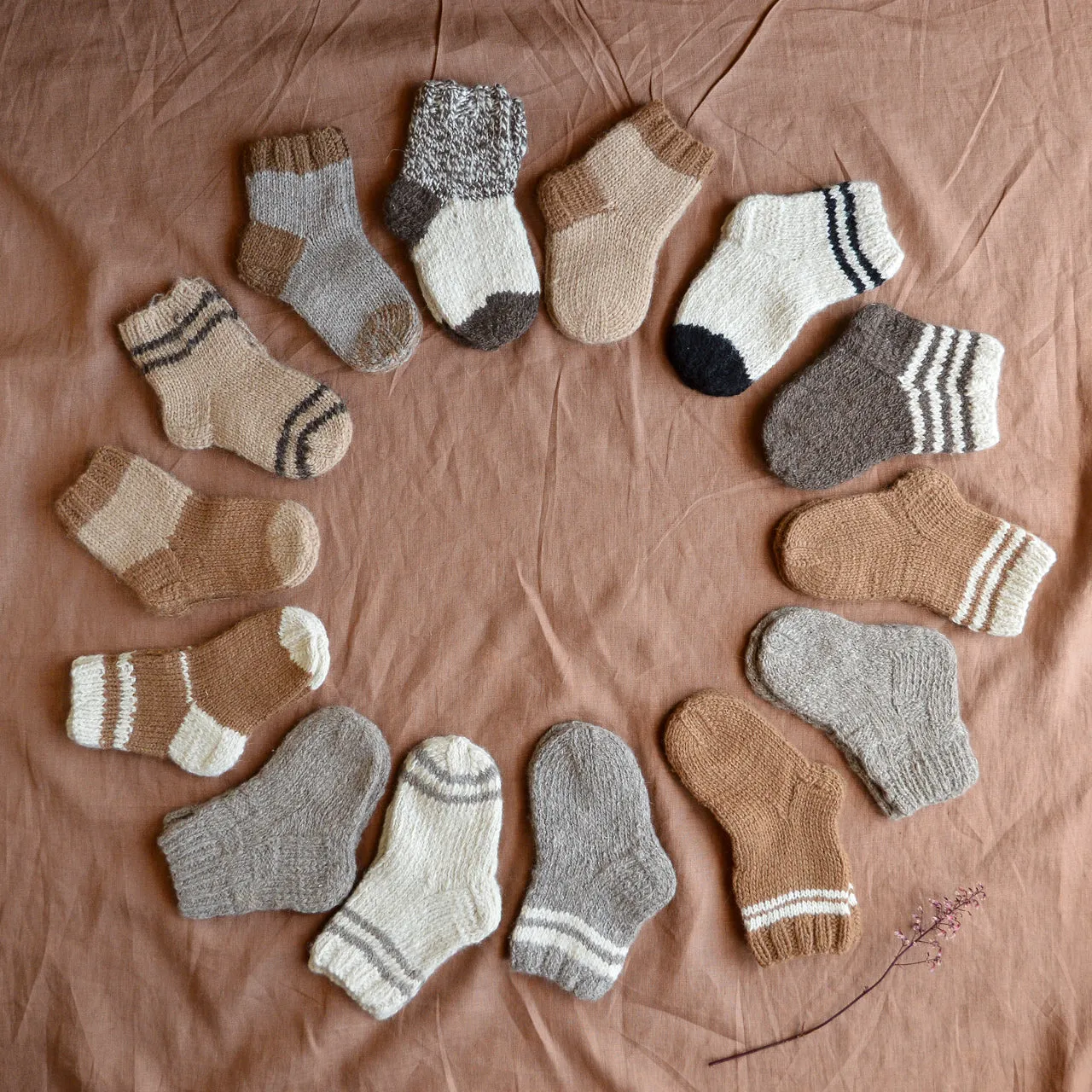 Enkhe's Hand Knitted Baby Socks (newborn-3y)