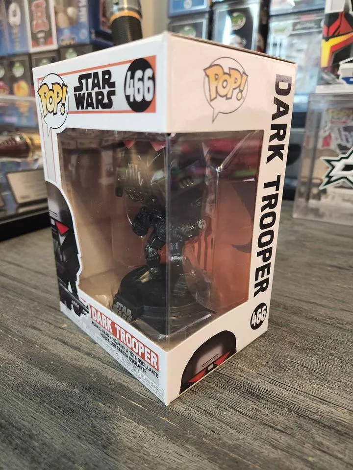 Funko PoP Star Wars The Mandalorian Dark Trooper