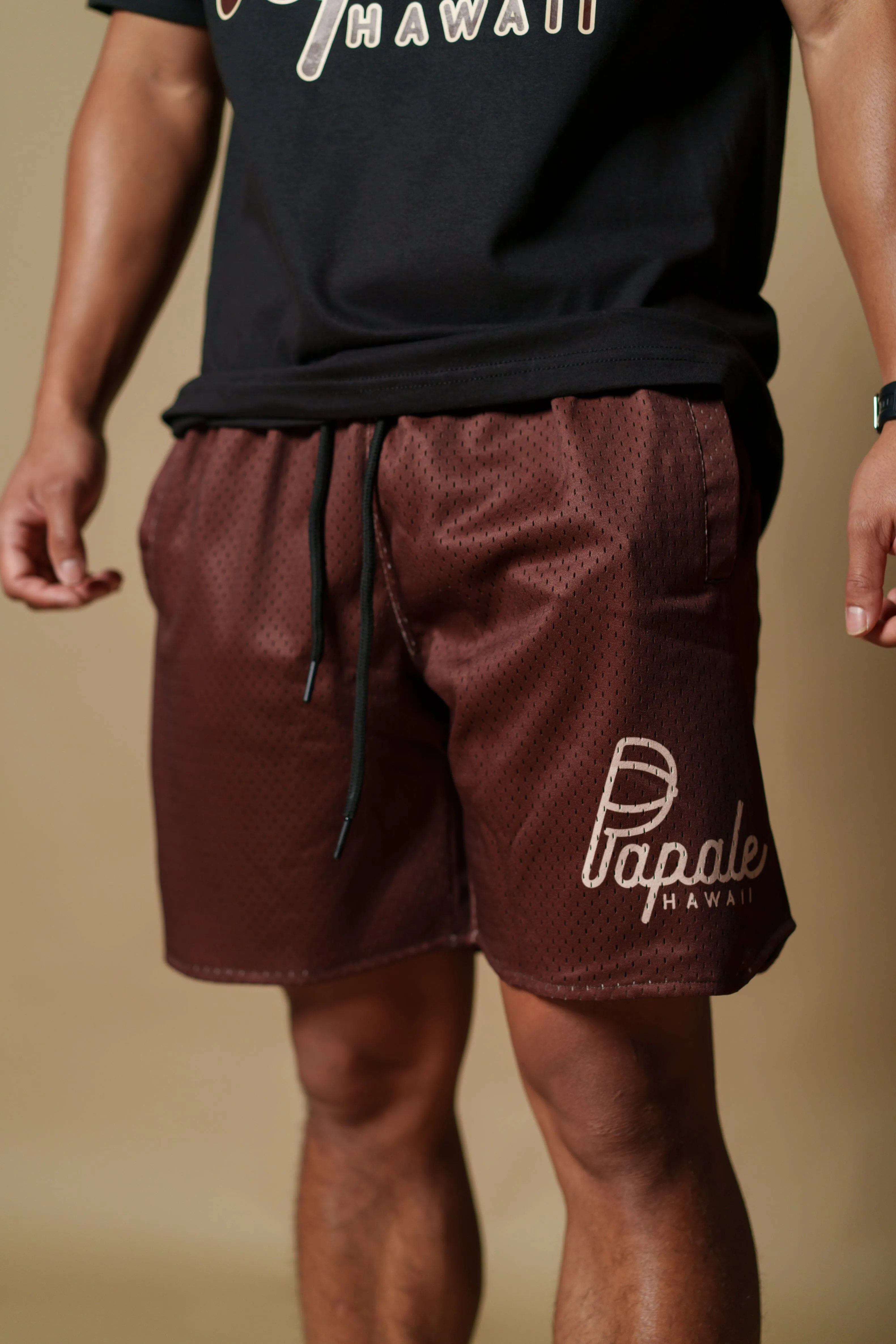 PĀPALE BROWN & TAN MESH SHORTS